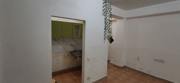 Продам двухкомнатную (2-комн.) квартиру, Кипарисовая (Хостинский р-н) ул, 9, Сочи г