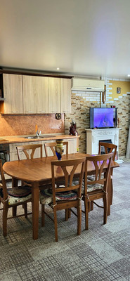 Продам трехкомнатную (3-комн.) квартиру, Звездная (Хостинский р-н) ул, 1, Сочи г