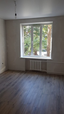 Продам трехкомнатную (3-комн.) квартиру, Цветной бульвар (Центральный р-н) ул, 7, Сочи г