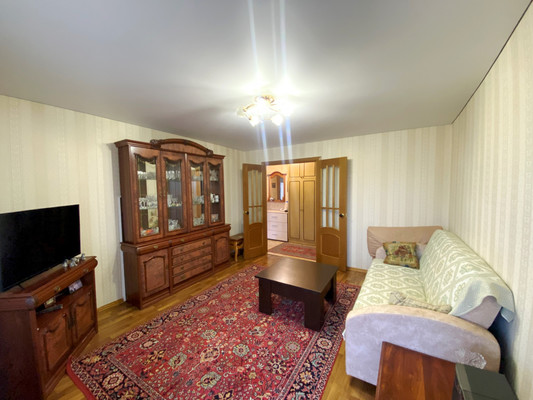 Продам трехкомнатную (3-комн.) квартиру, 8 Марта ул, 17, Пенза г