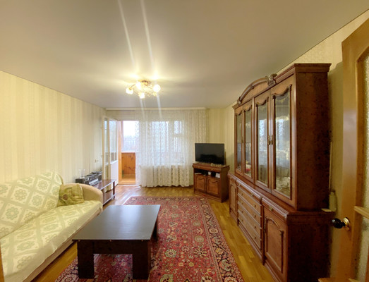 Продам трехкомнатную (3-комн.) квартиру, 8 Марта ул, 17, Пенза г