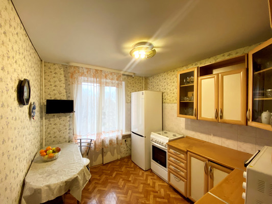 Продам трехкомнатную (3-комн.) квартиру, 8 Марта ул, 17, Пенза г