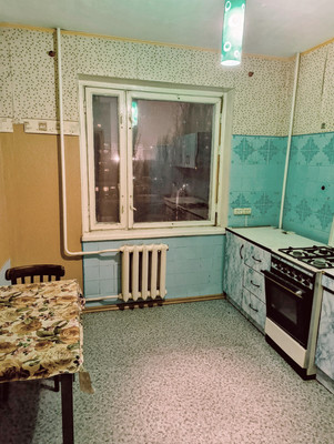 Продам двухкомнатную (2-комн.) квартиру, 60 Армии ул, 1, Воронеж г