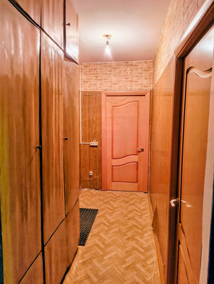 Продам двухкомнатную (2-комн.) квартиру, 60 Армии ул, 1, Воронеж г