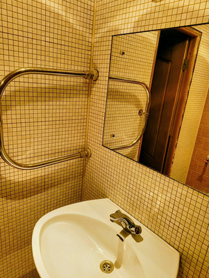 Продам двухкомнатную (2-комн.) квартиру, 60 Армии ул, 1, Воронеж г