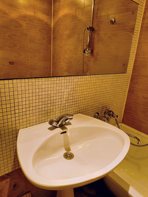 Продам двухкомнатную (2-комн.) квартиру, 60 Армии ул, 1, Воронеж г