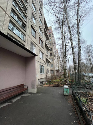 Продам двухкомнатную (2-комн.) квартиру, Луначарского пр-кт, 68Ак2, Санкт-Петербург г