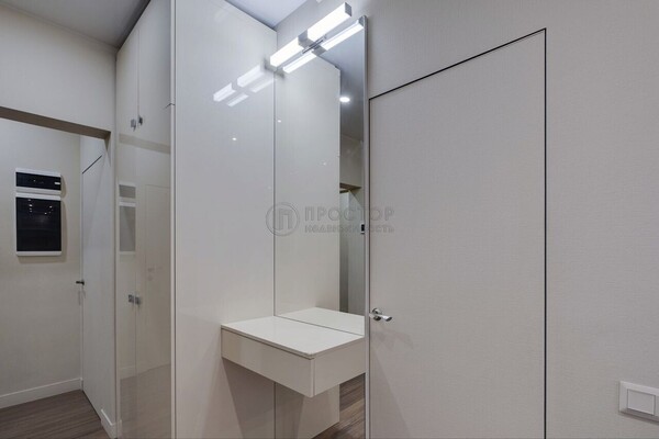 Продам трехкомнатную (3-комн.) квартиру, Юности ул, 13к1, Люберцы г