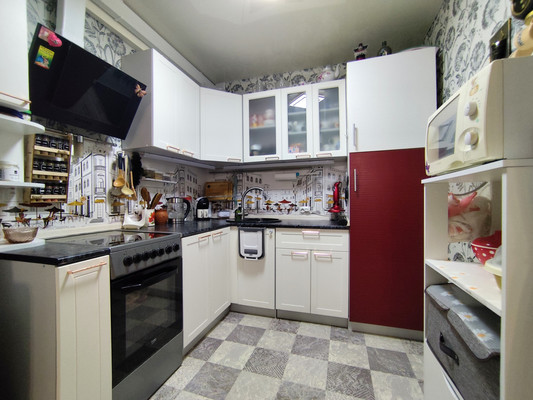 Продам однокомнатную (1-комн.) квартиру, Ленинградский пр-кт, 30кБ, Нижний Тагил г