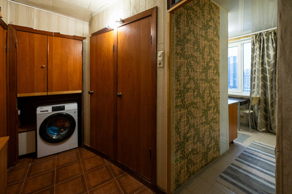 Продам трехкомнатную (3-комн.) квартиру, Дальневосточный пр-кт, 34Нк1, Санкт-Петербург г