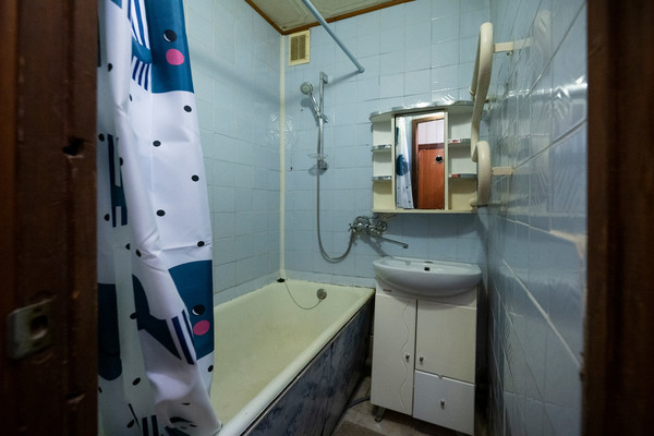 Продам трехкомнатную (3-комн.) квартиру, Дальневосточный пр-кт, 34Нк1, Санкт-Петербург г