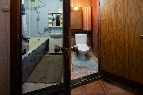 Продам трехкомнатную (3-комн.) квартиру, Дальневосточный пр-кт, 34Нк1, Санкт-Петербург г