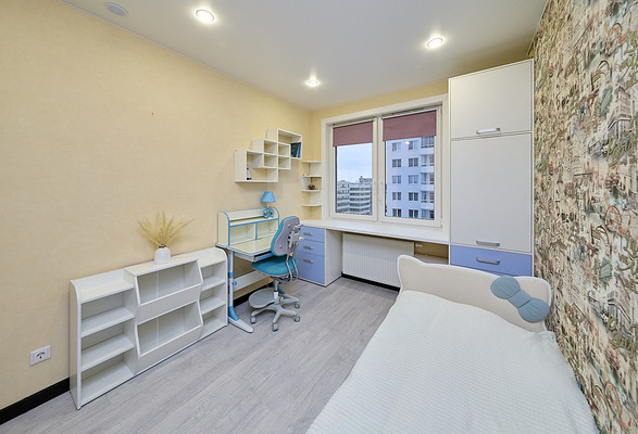 Продам двухкомнатную (2-комн.) квартиру, Суздальское ш, 24к2, Санкт-Петербург г