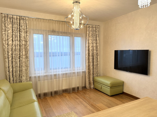 Продам однокомнатную (1-комн.) квартиру, Мебельная ул, 49/29, Санкт-Петербург г