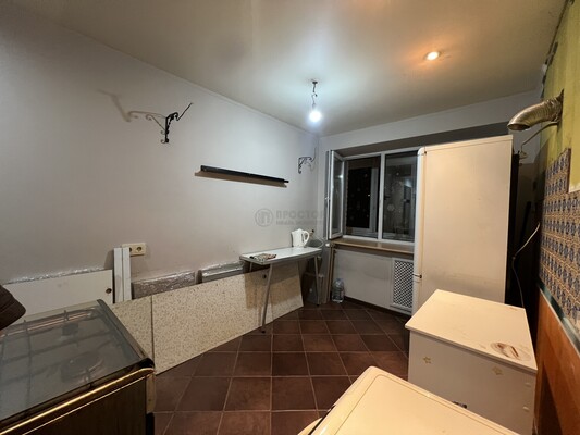 Продам однокомнатную (1-комн.) квартиру, Пролетарский пр-кт, 13, Москва г