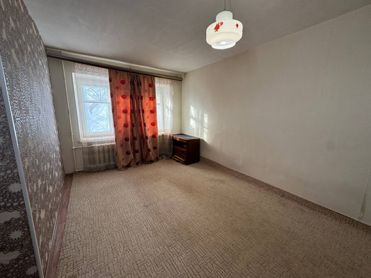 Продам однокомнатную (1-комн.) квартиру, Аллея Труда ул, 50, Комсомольск-на-Амуре г