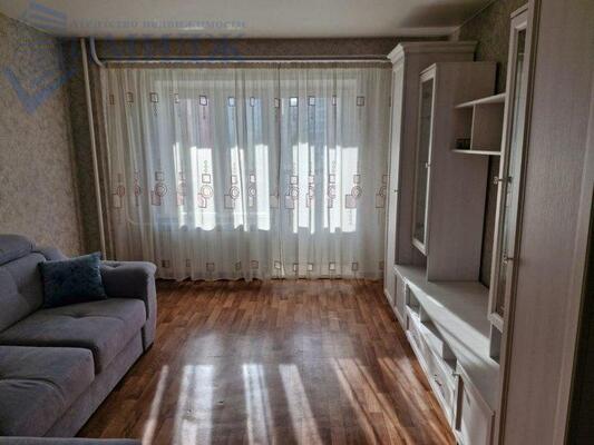 Сдам однокомнатную (1-комн.) квартиру, Калинина ул, 185, Красноярск г