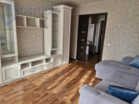 Сдам однокомнатную (1-комн.) квартиру, Калинина ул, 185, Красноярск г