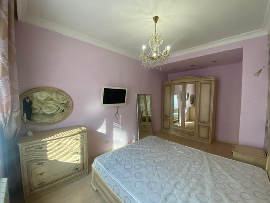 Сдам трехкомнатную (3-комн.) квартиру, Чайковского ул, 16, Нальчик г