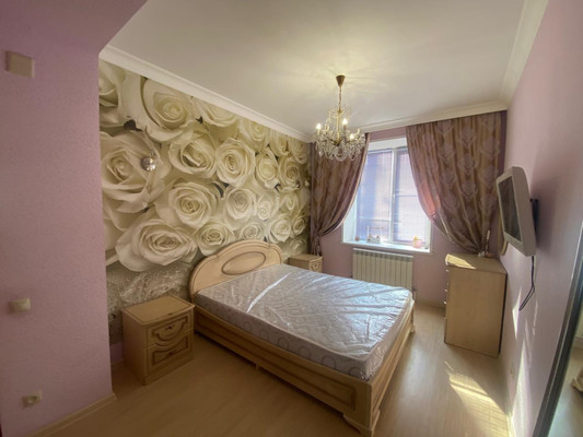 Сдам трехкомнатную (3-комн.) квартиру, Чайковского ул, 16, Нальчик г