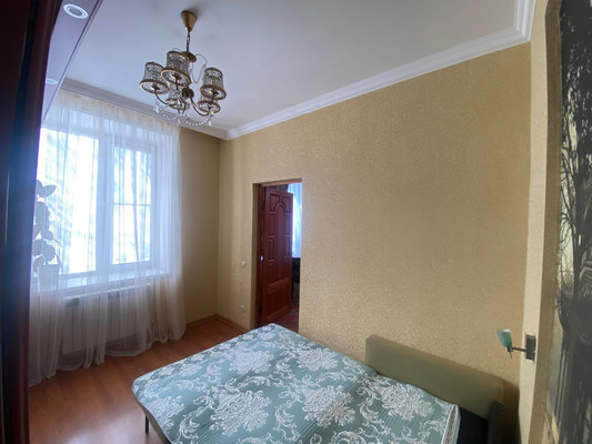 Сдам трехкомнатную (3-комн.) квартиру, Чайковского ул, 16, Нальчик г