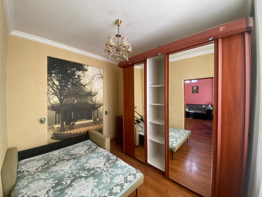 Сдам трехкомнатную (3-комн.) квартиру, Чайковского ул, 16, Нальчик г