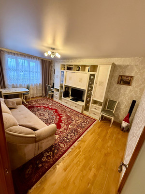 Продам двухкомнатную (2-комн.) квартиру, Ленина пр-кт, 3, Тосно г