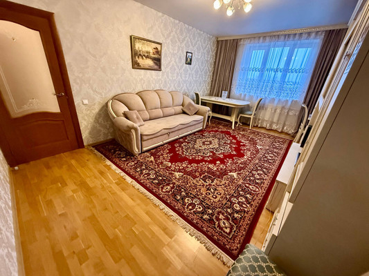 Продам двухкомнатную (2-комн.) квартиру, Ленина пр-кт, 3, Тосно г