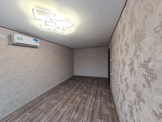 Продам однокомнатную (1-комн.) квартиру, Дружба мкр, 1, Комсомольск-на-Амуре г