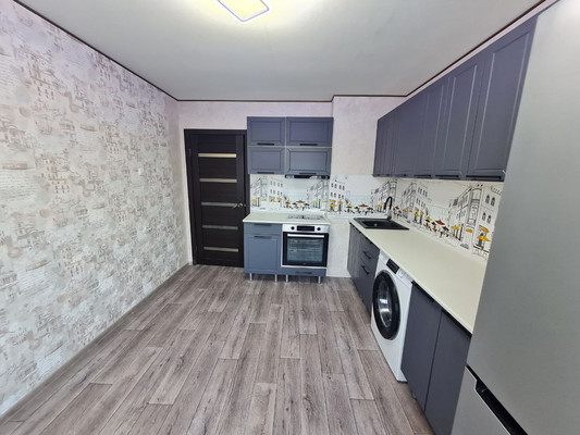 Продам однокомнатную (1-комн.) квартиру, Дружба мкр, 1, Комсомольск-на-Амуре г