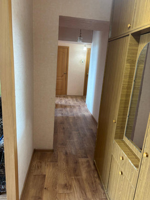 Продам трехкомнатную (3-комн.) квартиру, Строителей пр-кт, 8в, Волгодонск г