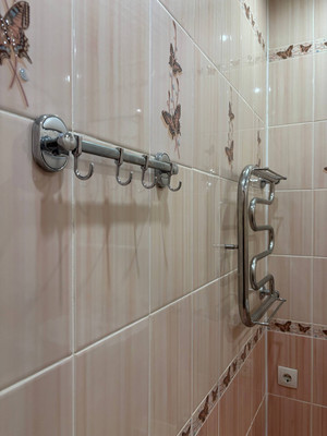 Продам двухкомнатную (2-комн.) квартиру, Лесопарковая ул, 18, Рязань г