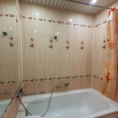 Продам двухкомнатную (2-комн.) квартиру, Лесопарковая ул, 18, Рязань г