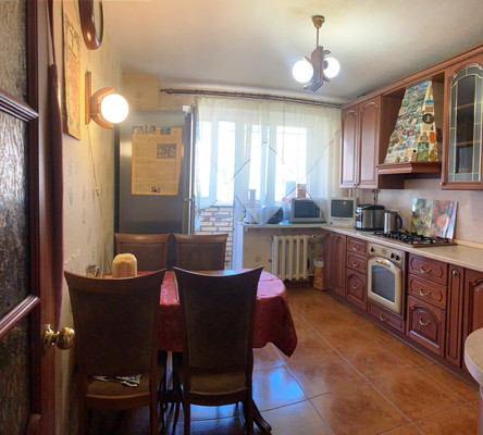 Продам трехкомнатную (3-комн.) квартиру, Летний пер, 33, Архангельское п