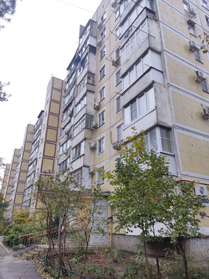 Продам однокомнатную (1-комн.) квартиру, им. 30-й Иркутской Дивизии ул, 6, Краснодар г