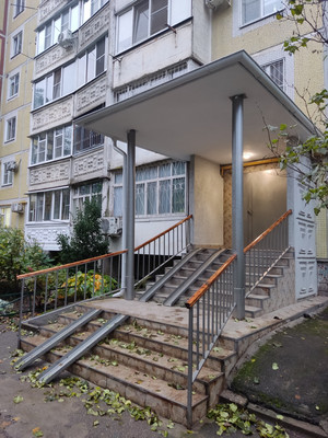 Продам однокомнатную (1-комн.) квартиру, им. 30-й Иркутской Дивизии ул, 6, Краснодар г