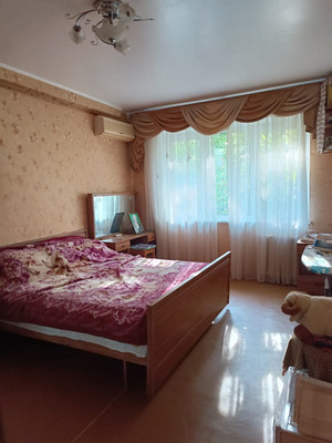 Продам трехкомнатную (3-комн.) квартиру, Шоссейная (Хостинский р-н) ул, 5кв, Сочи г