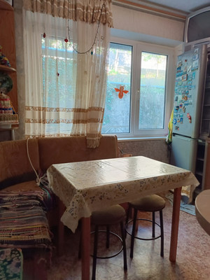 Продам трехкомнатную (3-комн.) квартиру, Шоссейная (Хостинский р-н) ул, 5кв, Сочи г