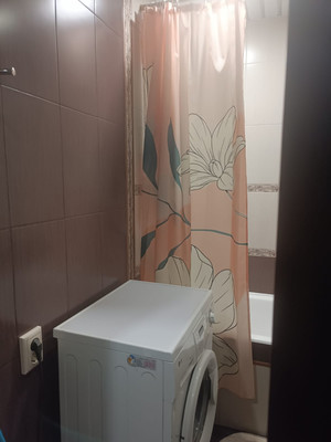 Продам двухкомнатную (2-комн.) квартиру, Роз (Центральный р-н) ул, 48, Сочи г