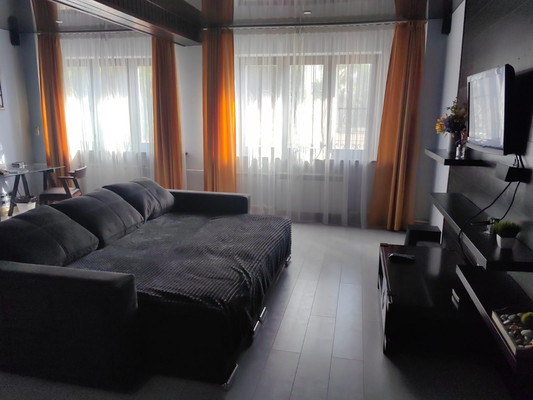 Продам трехкомнатную (3-комн.) квартиру, Цветной бульвар (Центральный р-н) ул, 8, Сочи г