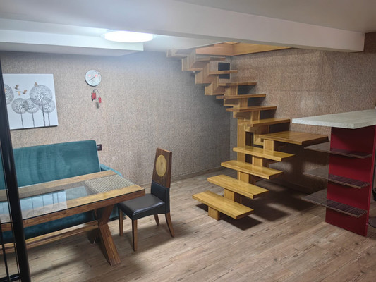 Продам трехкомнатную (3-комн.) квартиру, Цветной бульвар (Центральный р-н) ул, 8, Сочи г