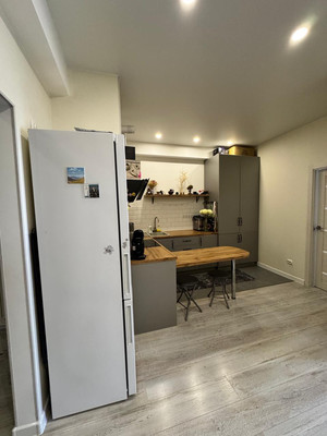 Продам двухкомнатную (2-комн.) квартиру, Параллельная (Центральный р-н) ул, 10к1, Сочи г