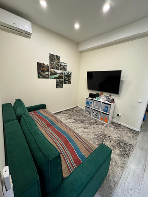 Продам двухкомнатную (2-комн.) квартиру, Параллельная (Центральный р-н) ул, 10к1, Сочи г