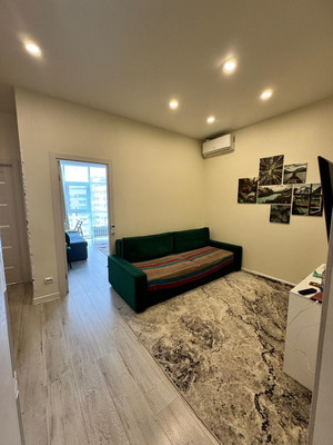 Продам двухкомнатную (2-комн.) квартиру, Параллельная (Центральный р-н) ул, 10к1, Сочи г