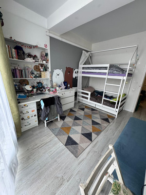 Продам двухкомнатную (2-комн.) квартиру, Параллельная (Центральный р-н) ул, 10к1, Сочи г