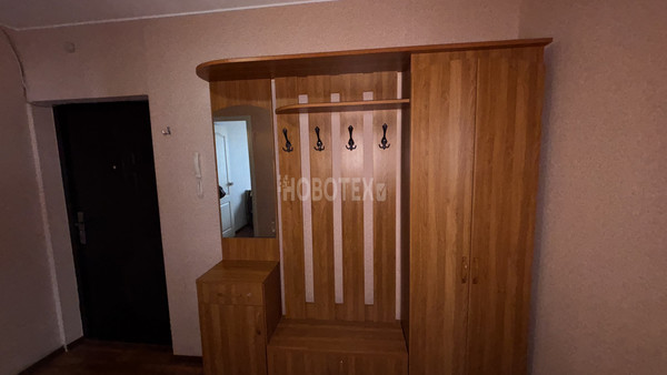 Сдам двухкомнатную (2-комн.) квартиру, Надежды ул, 1, Крымск г