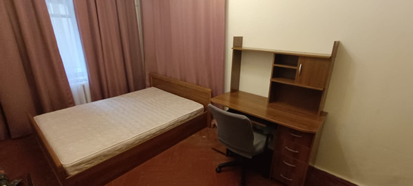 Сдам комнату в 3-комн. квартире, Зверинская ул, 20, Санкт-Петербург г