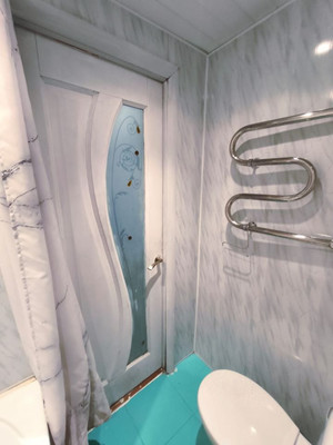 Продам однокомнатную (1-комн.) квартиру, Кленовый б-р, 23к2, Москва г