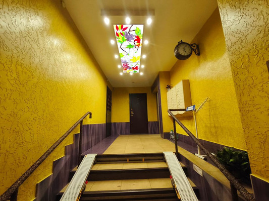 Продам однокомнатную (1-комн.) квартиру, Кленовый б-р, 23к2, Москва г