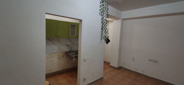 Продам двухкомнатную (2-комн.) квартиру, Кипарисовая (Хостинский р-н) ул, 9к1, Сочи г